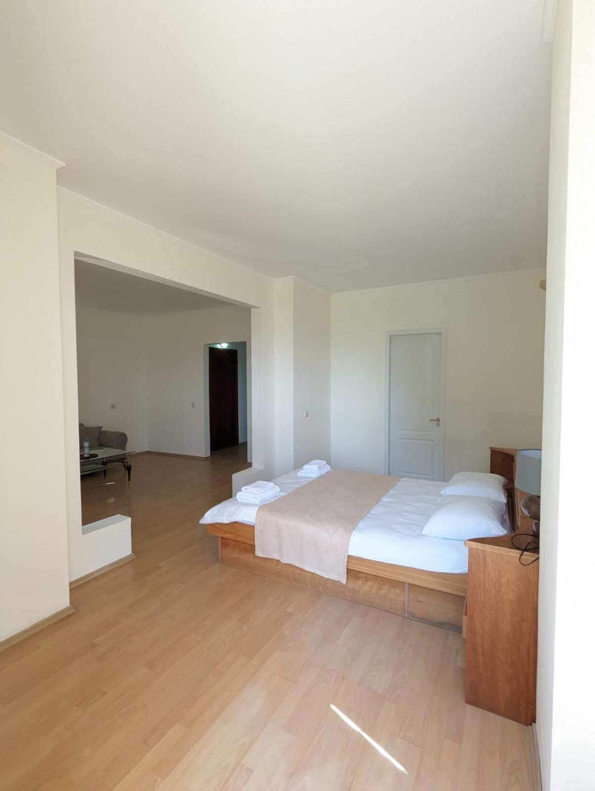 Hotel Tsiskari Ianet'i Екстер'єр фото
