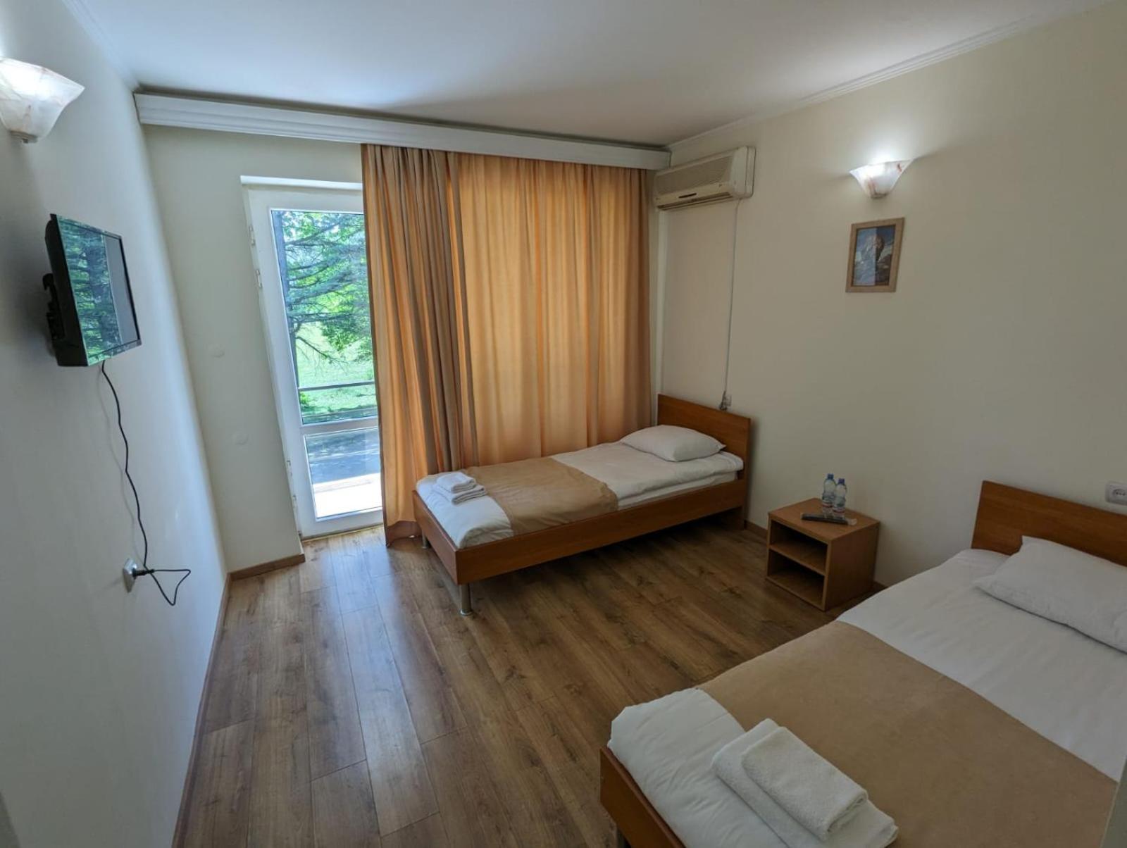 Hotel Tsiskari Ianet'i Екстер'єр фото